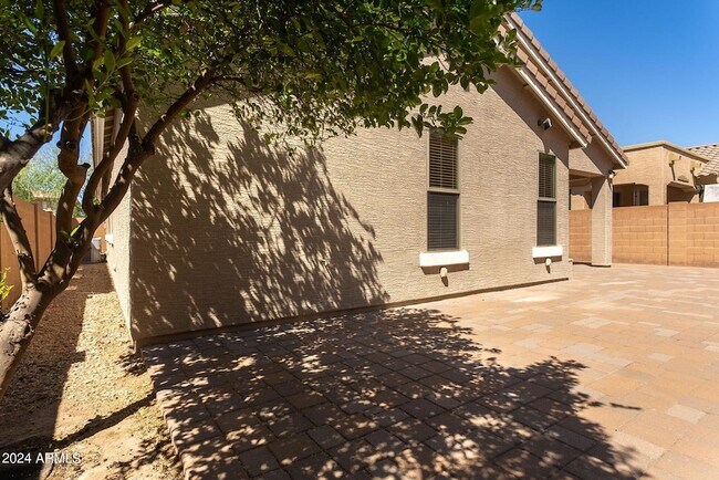 Building Photo - 30153 N 71st Dr