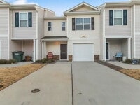 Building Photo - 3 bed, 2.5 bathroom Townhouse