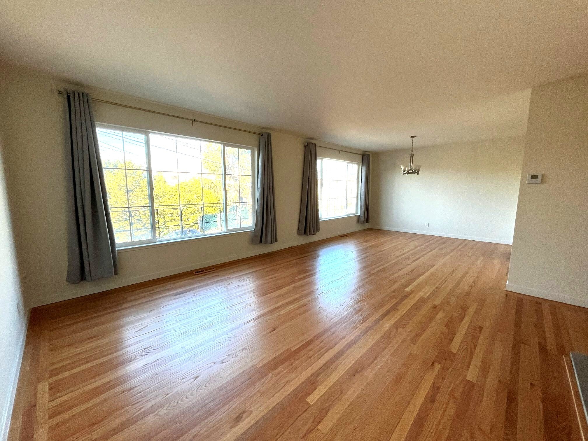 Building Photo - 393 2nd Ave