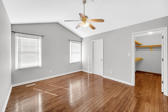 Building Photo - 2848 W 64th Ct