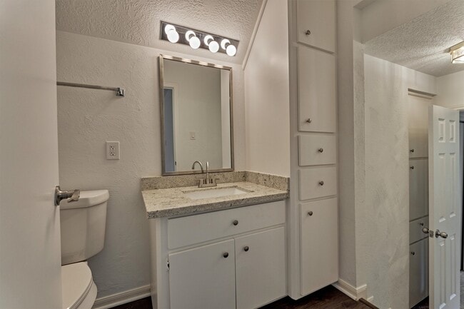 Building Photo - 23006 Northampton Pines Dr