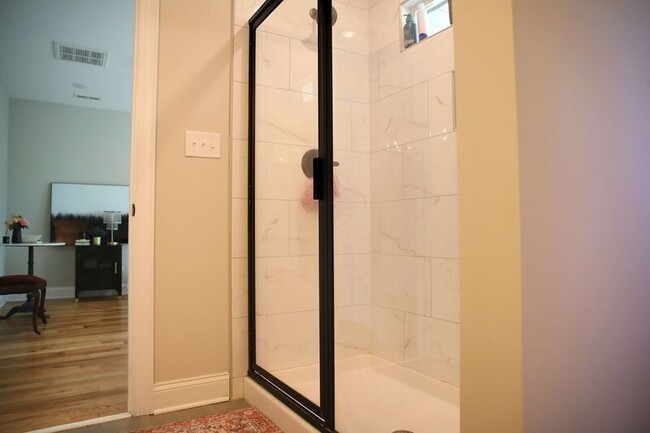 Building Photo - 5300 Wingfield St