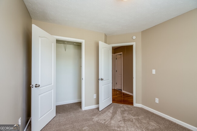 Building Photo - 3040 Reynolds Run