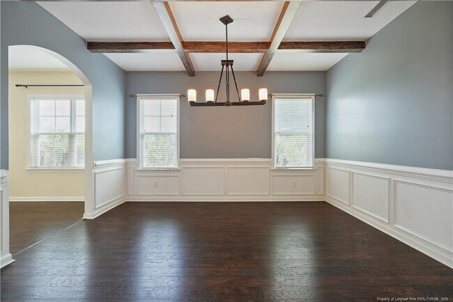 Building Photo - 415 Highgrove Dr