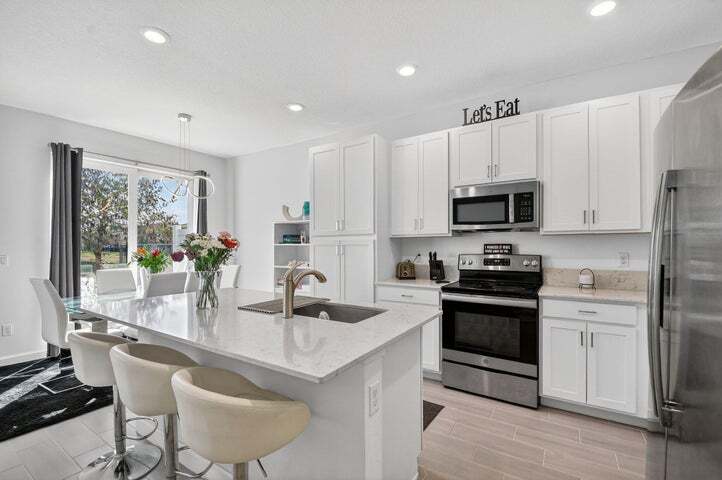 Building Photo - 4790 Navali Dr