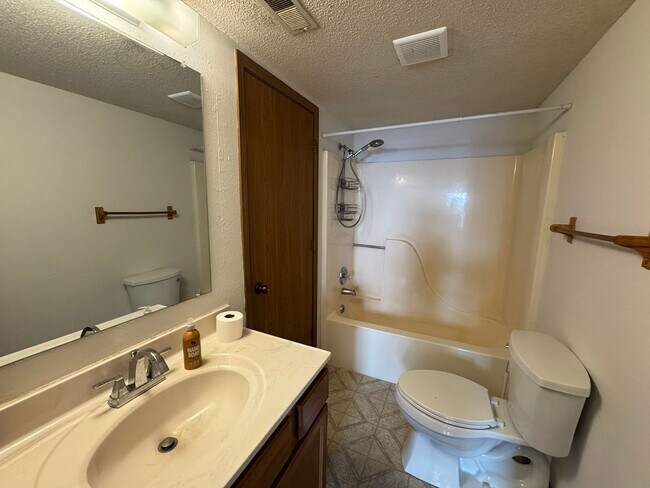 Building Photo - 3570-3572 Prescott Dr