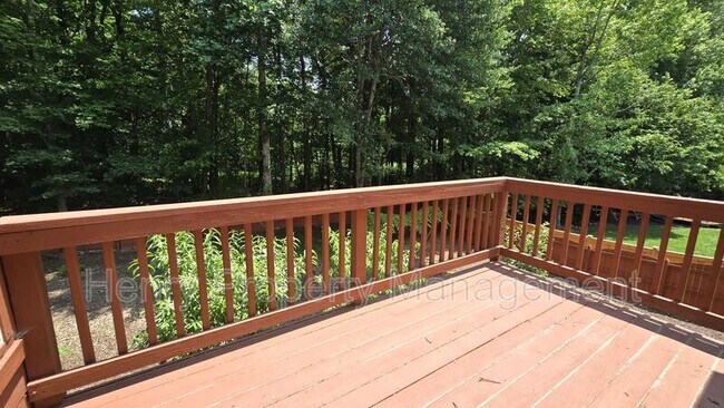 Building Photo - 121 Harvestwood Dr