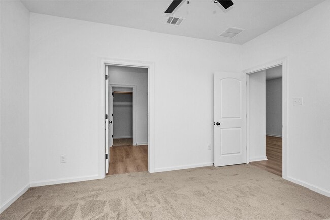 Building Photo - 40700 Pessi Rd