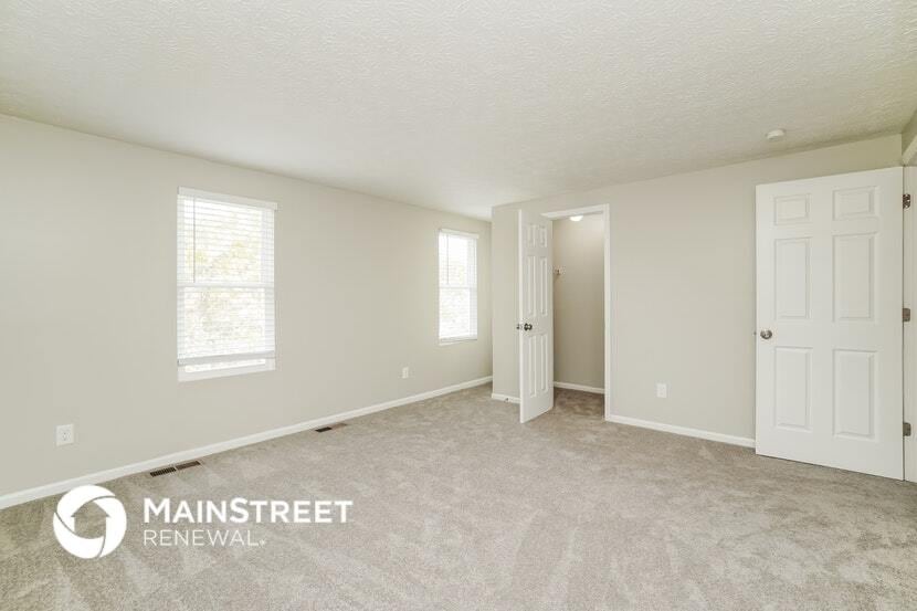 Building Photo - 696 Maclam Dr