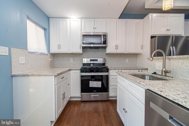 Building Photo - 1516 Moreland Ave