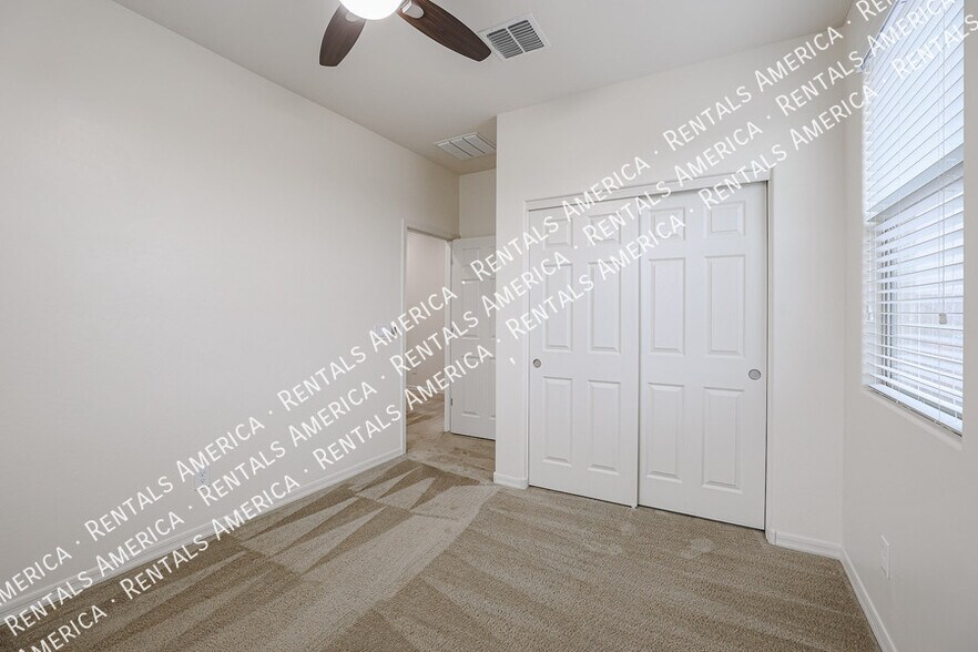Building Photo - 21948 N 98th Dr