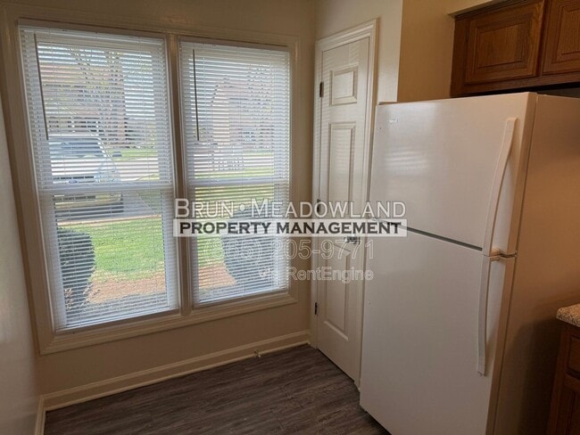 Building Photo - 9116 Parktop Ln NW