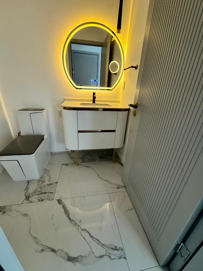 Building Photo - 17807 San Fernando Mission Blvd