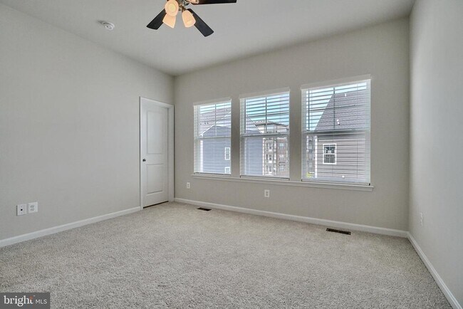 Building Photo - 2509 Gatwick Ln