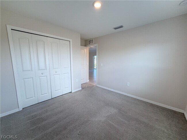 Building Photo - 331 NE 25th St