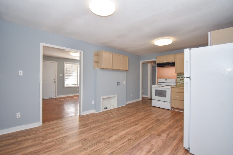 Building Photo - 1840 Worthy Rd