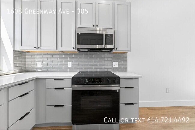Building Photo - 1608 Greenway Ave