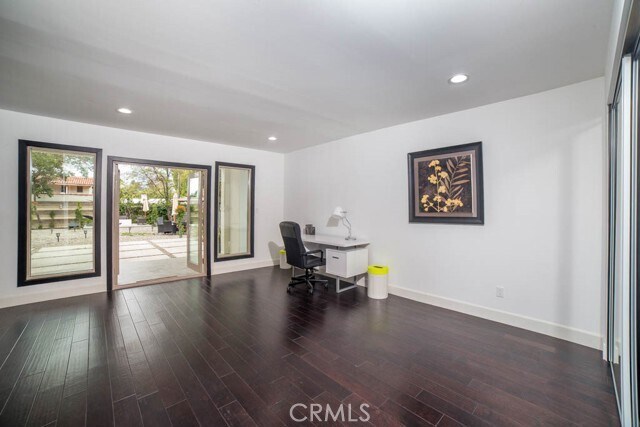 Building Photo - 15373 Valley Vista Blvd