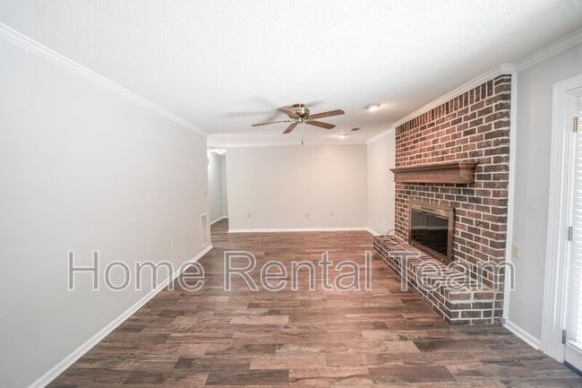 Building Photo - 803 Kings Rd