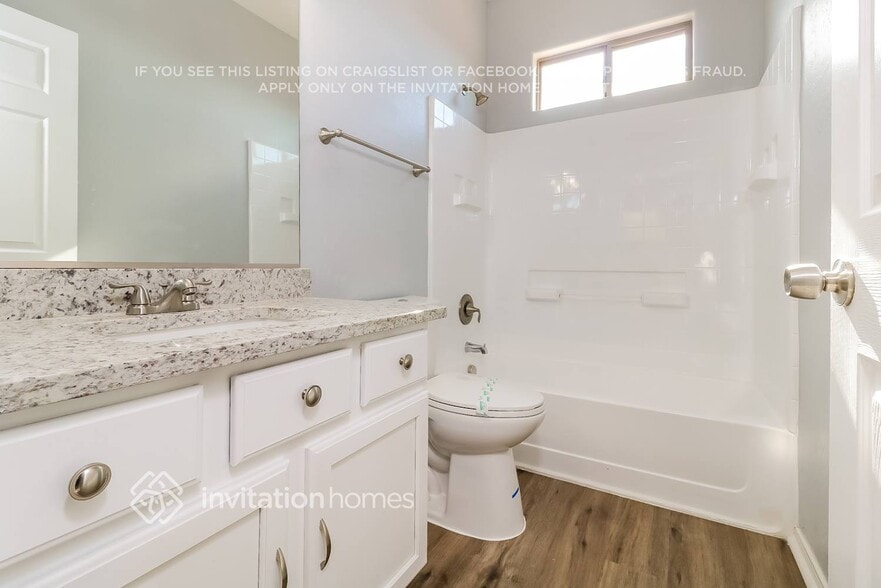 Building Photo - 10237 W Wier Ave