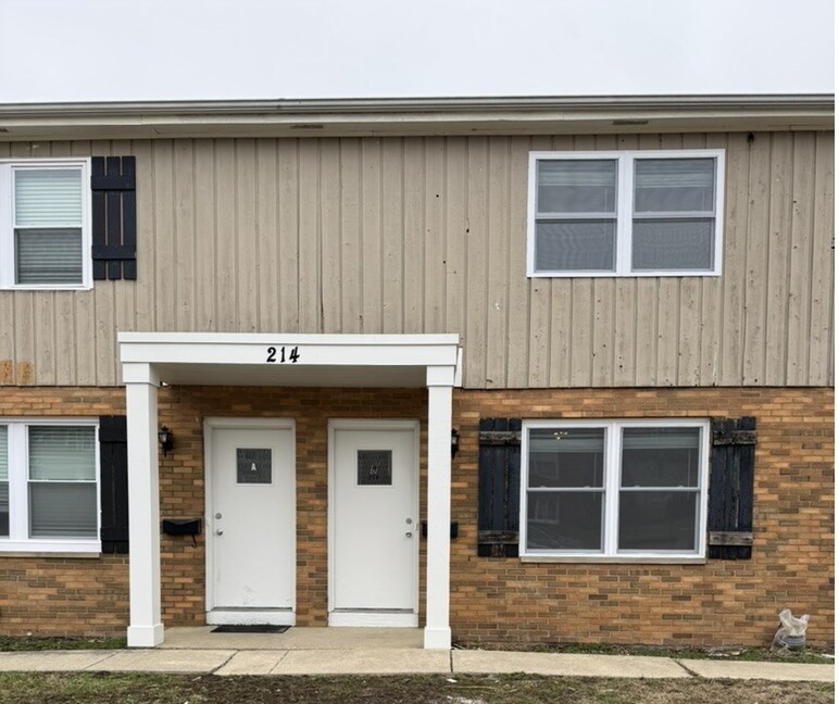 Building Photo - 214 Lindell Dr