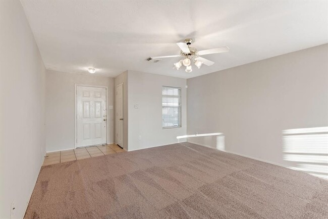 Building Photo - 2911 Katy Briar Ln