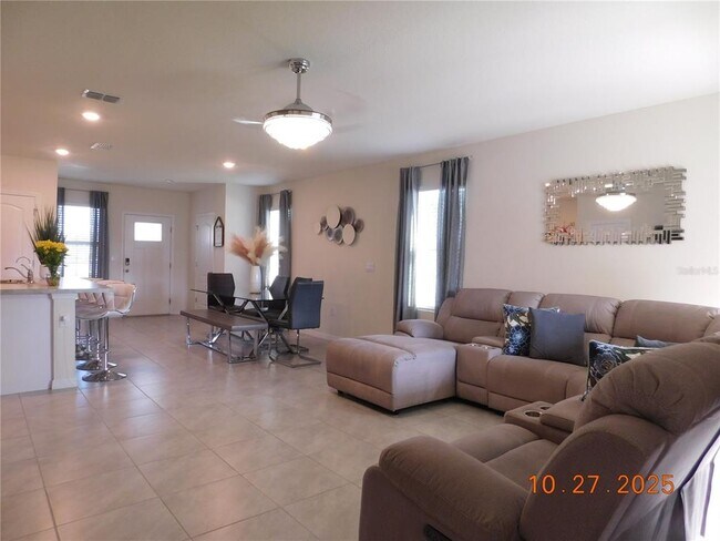 Building Photo - 1587 Candlefire Row