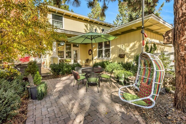 Building Photo - 3 Bed/2.5 Bath In The Heart of NW Crossing - Sacagawea