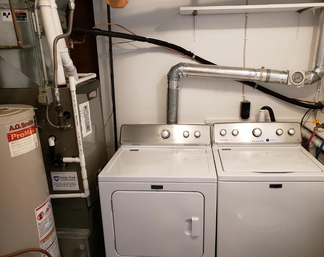 Laundry - 1015 12th St NW