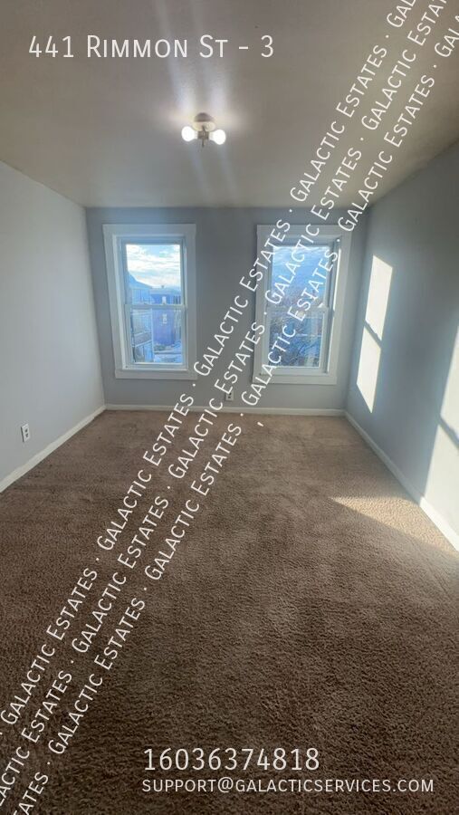 Building Photo - 441 Rimmon St