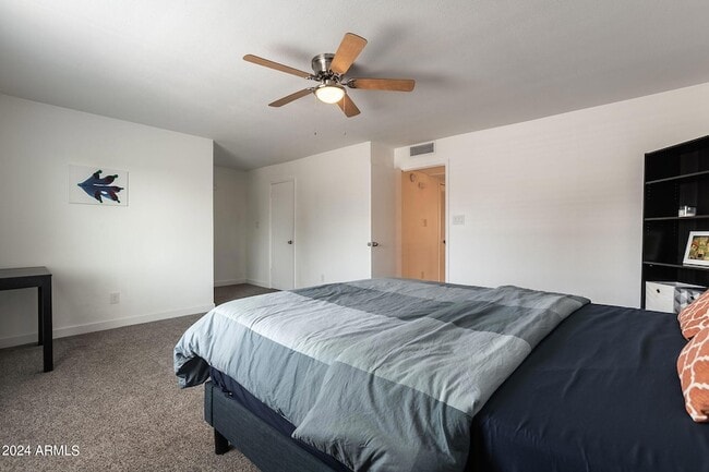 Building Photo - 4004 N Granite Reef Rd