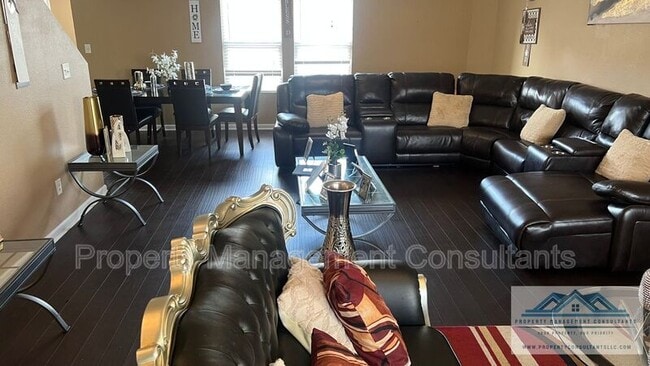 Building Photo - 182 Forestbrook Dr