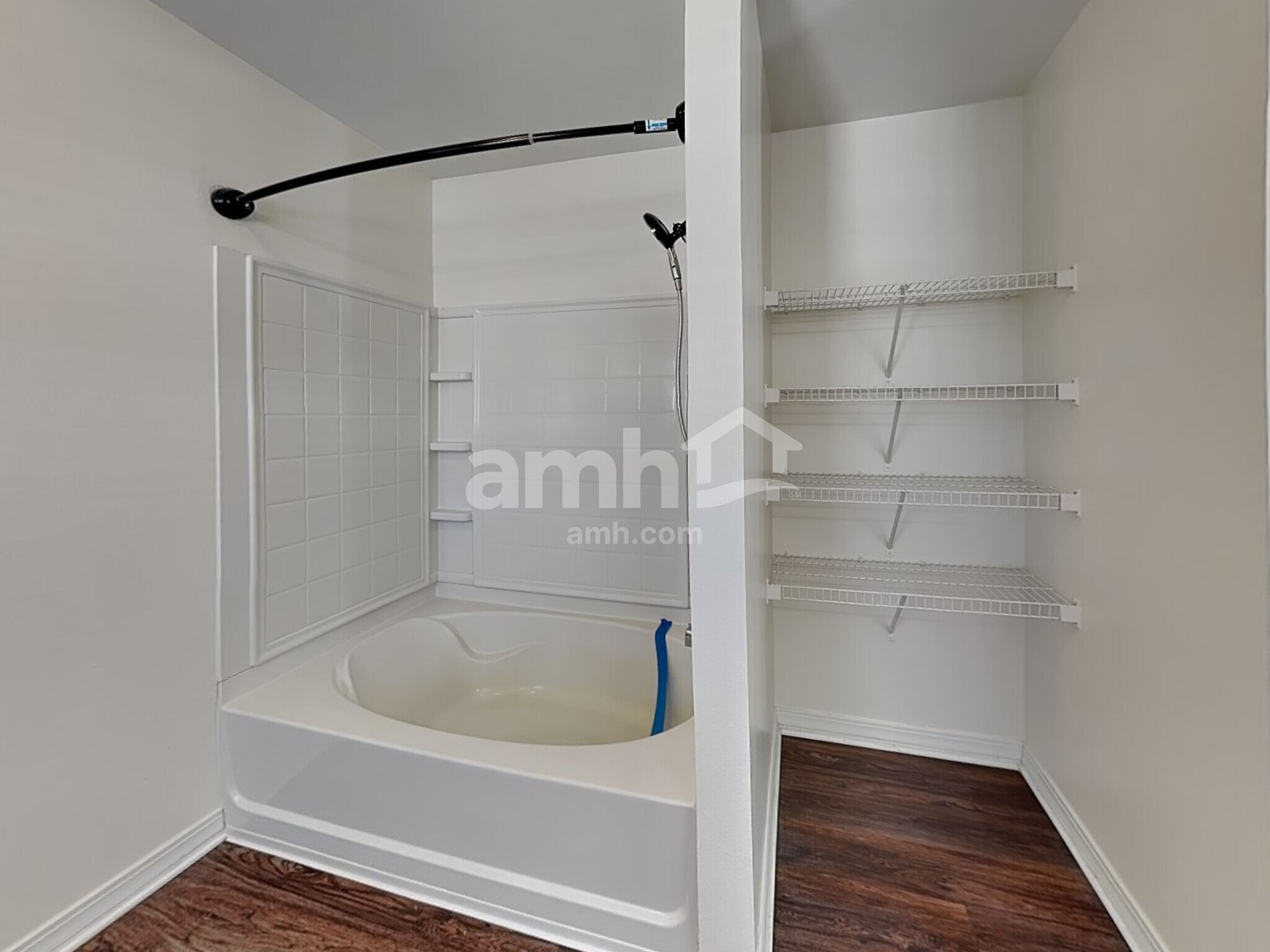 Building Photo - 793 E 2000 S