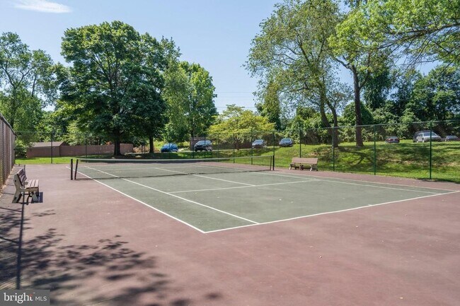 Building Photo - 140 Old Forge Xing