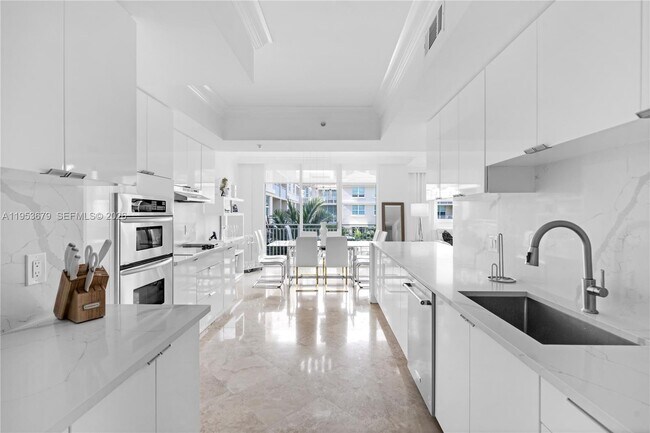 Building Photo - 99 SE Mizner Blvd