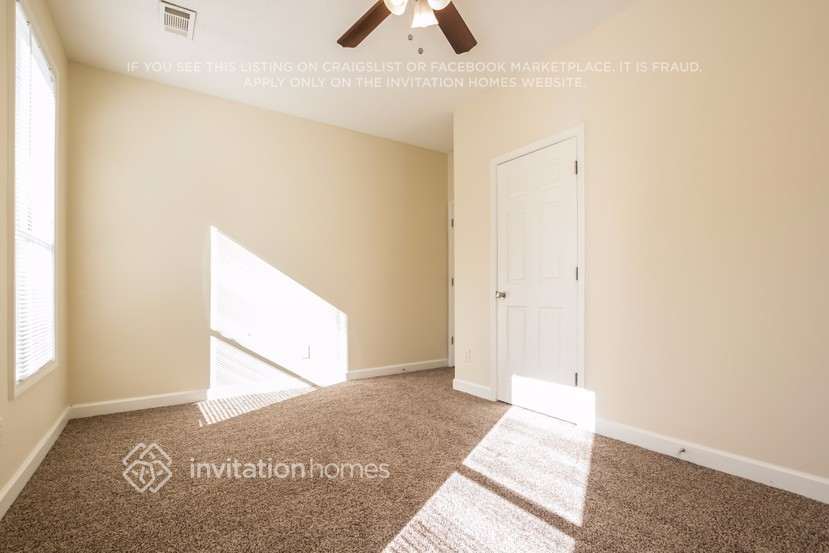 Building Photo - 2139 Galleon Way