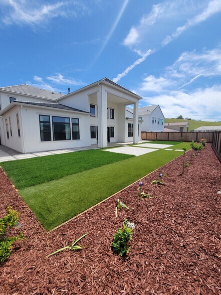 Building Photo - 2163 Shadow Creek Ct