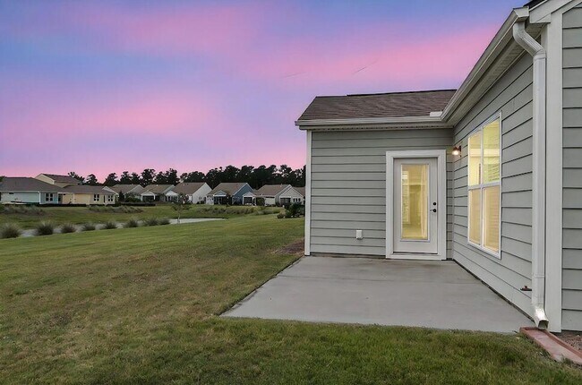 Building Photo - 214 Garden Gate Wy