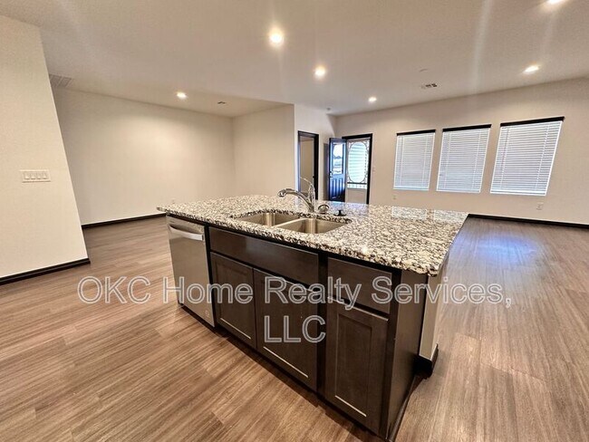 Building Photo - 4416 Colt Dr