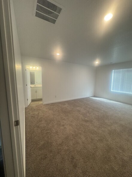 Building Photo - 3788 Galatia Rd