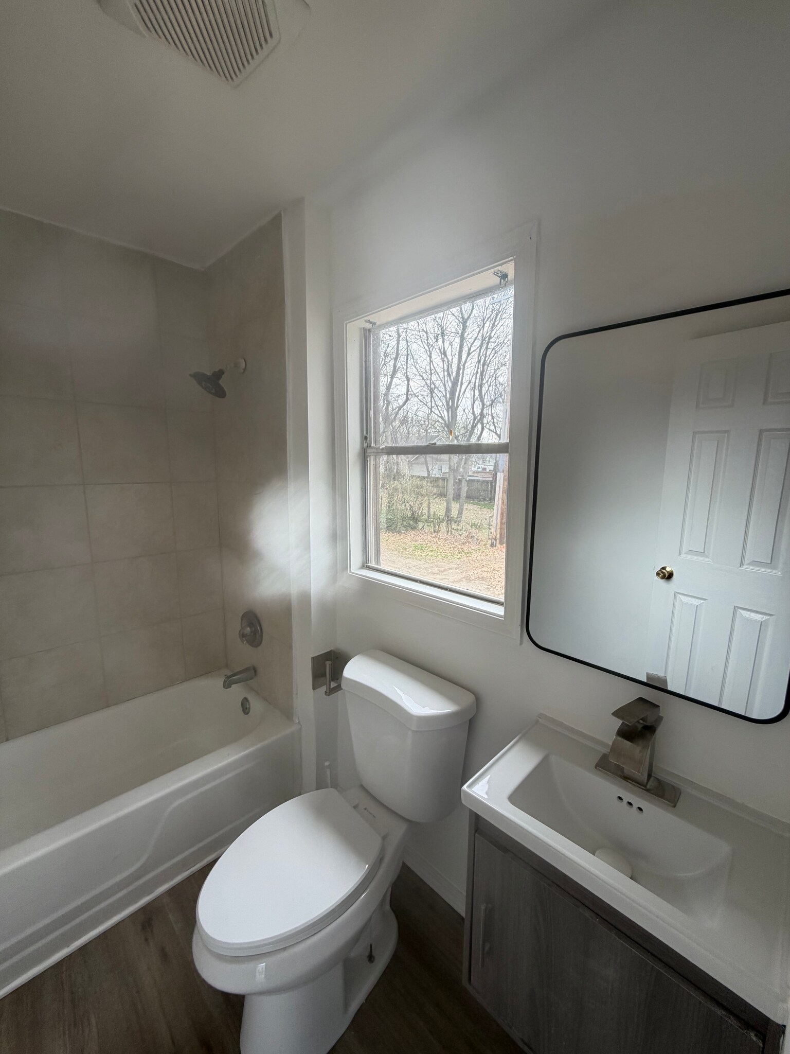 Building Photo - 716 N 18th St