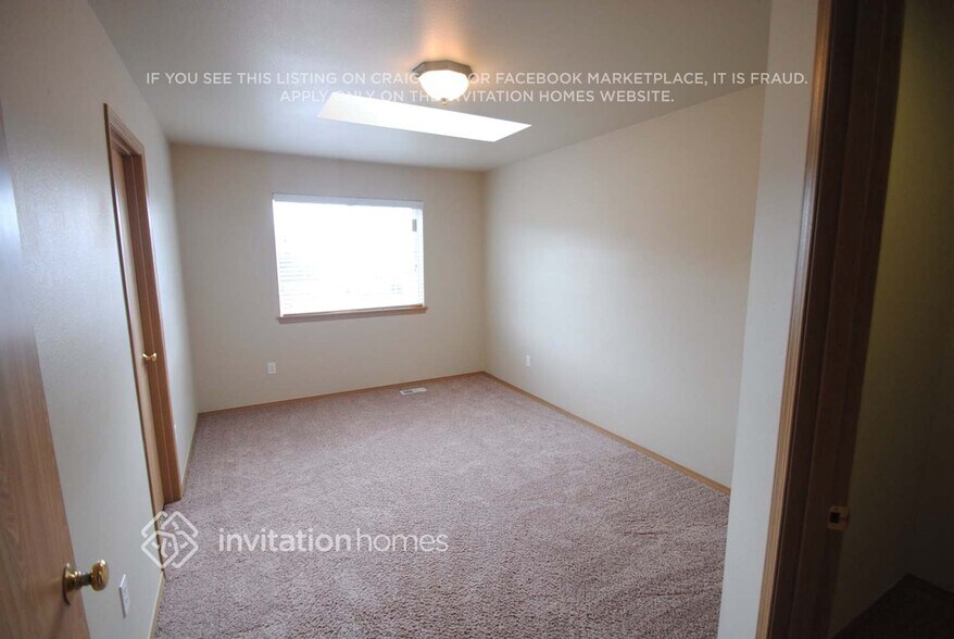 Building Photo - 18404 109th St Ct E