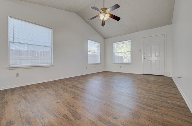 Building Photo - 8118 West Gate Blvd