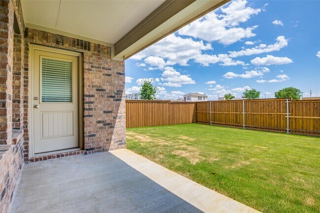 Building Photo - 1165 Dravite Dr