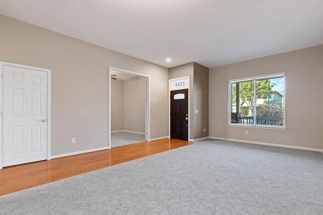 Building Photo - 3260 Mount Tamalpais Dr