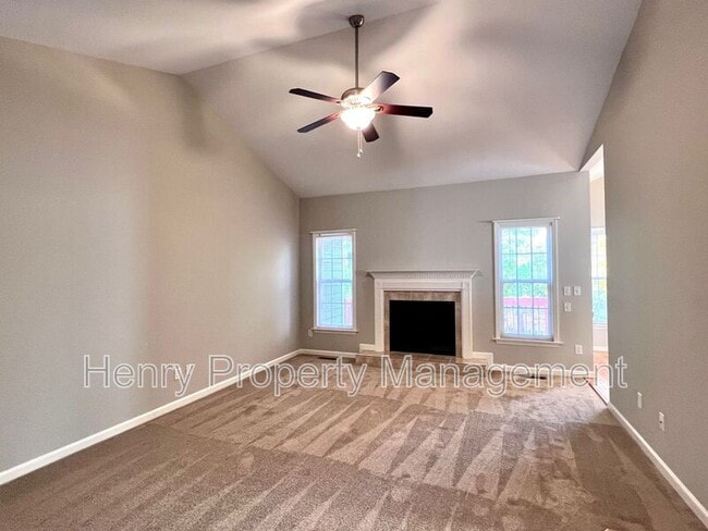 Building Photo - 109 Kindred Way