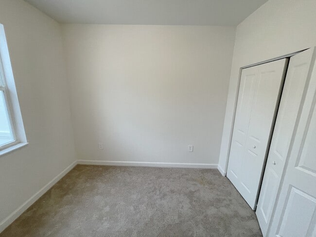 Building Photo - 12432 NW 23rd Ct