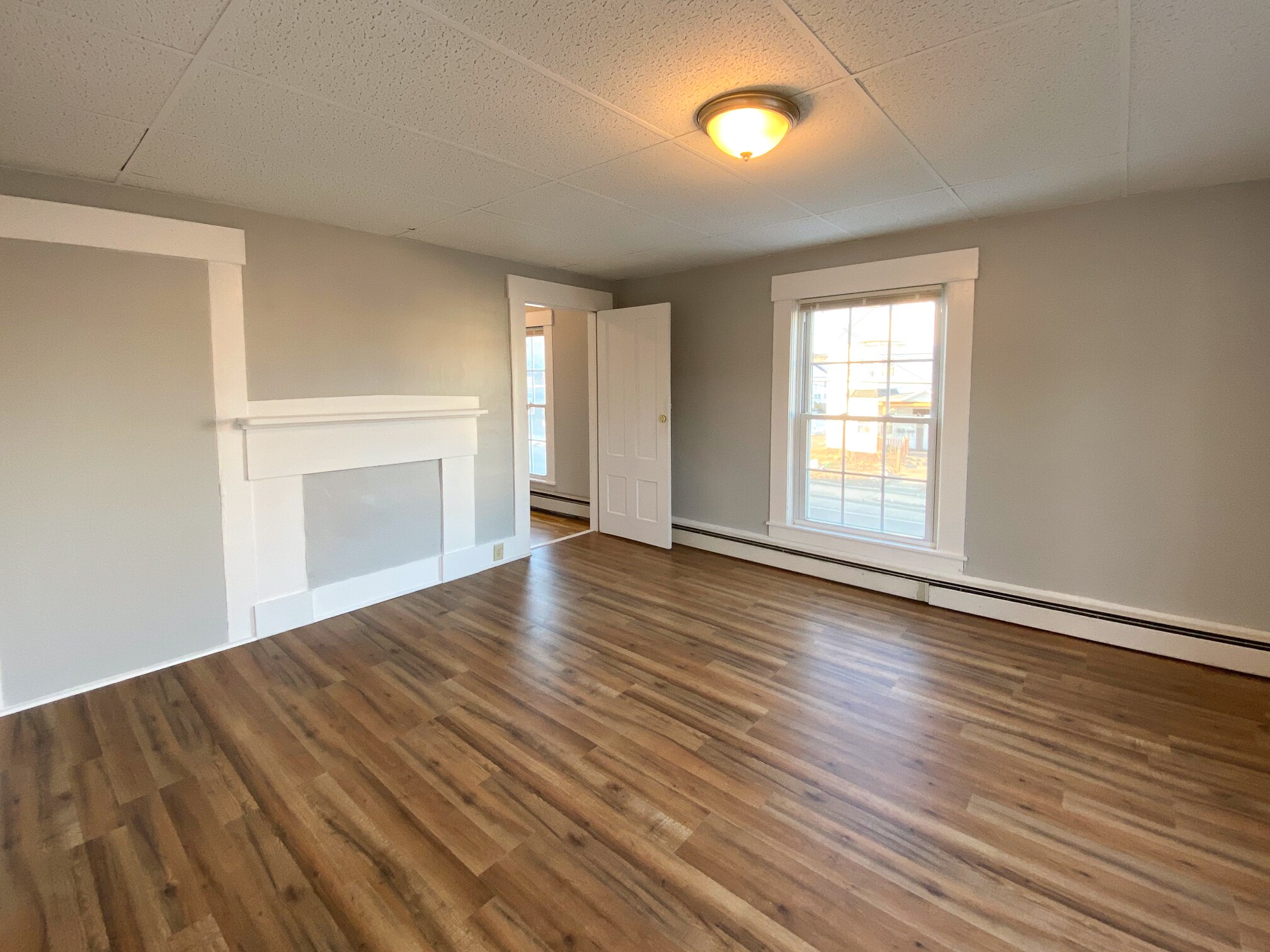 Building Photo - 181 Main St