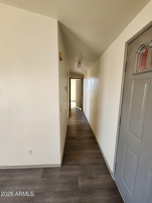 Building Photo - 4901 W Churella Trail