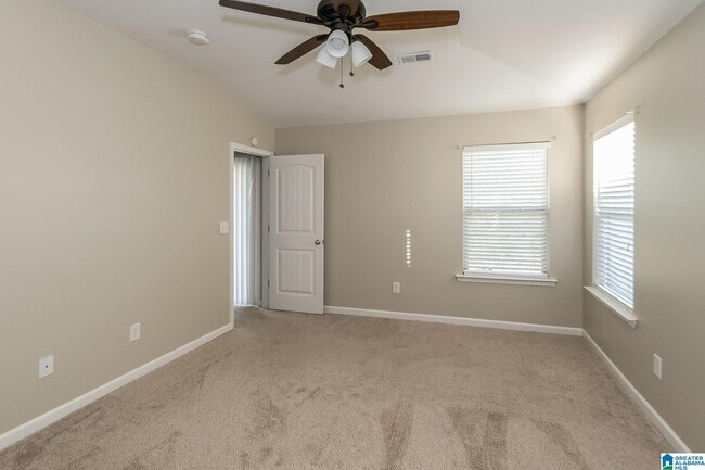 Building Photo - 125 Briar Ridge Ln